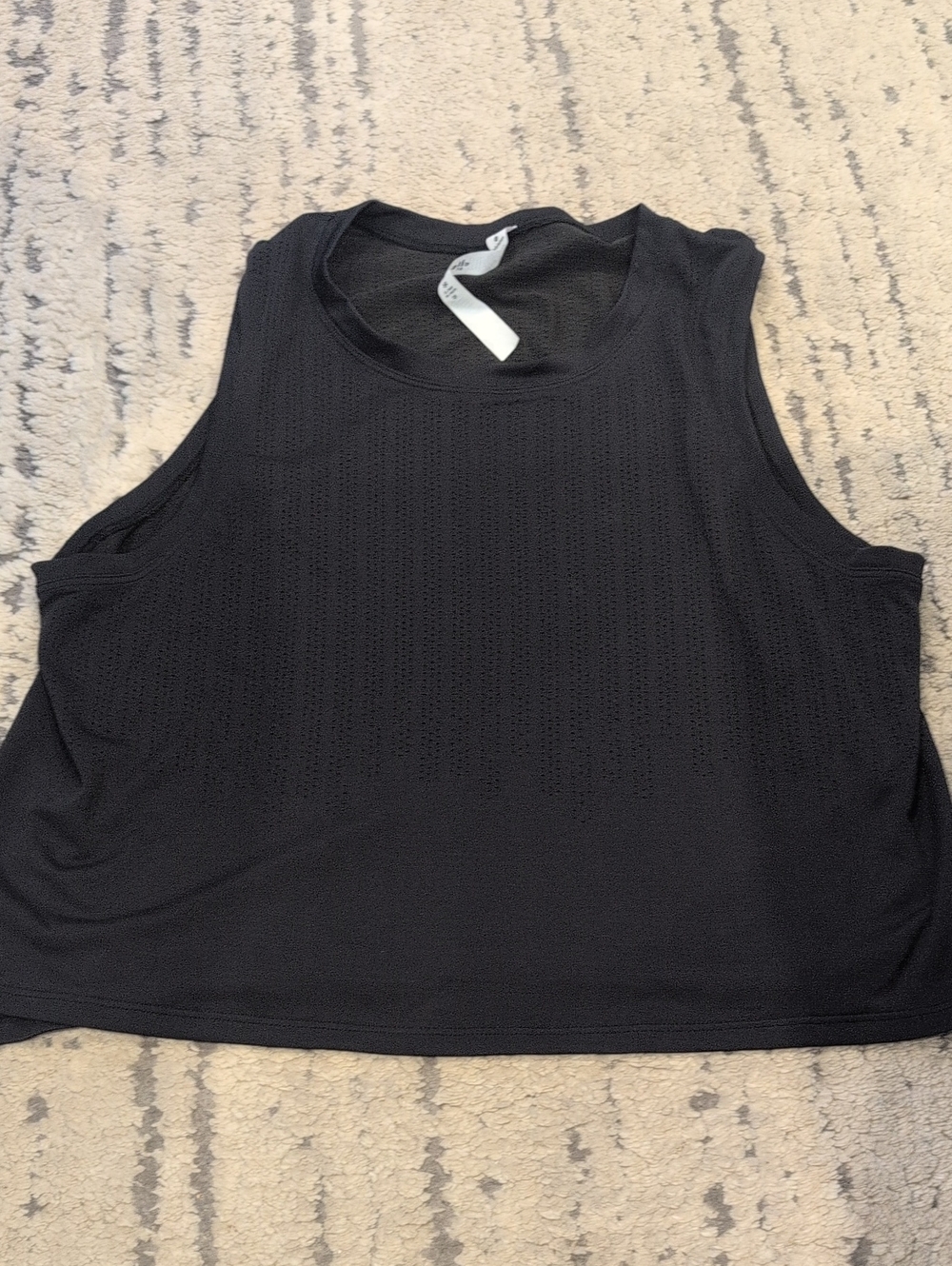 Lululemon Train to Be Tank Black / Black - Picture 7 of 11